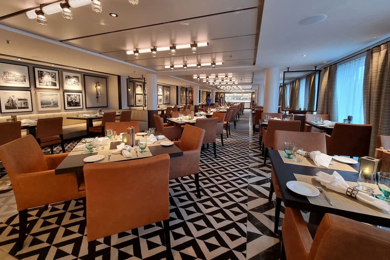 Hull 907 Viking Polaris