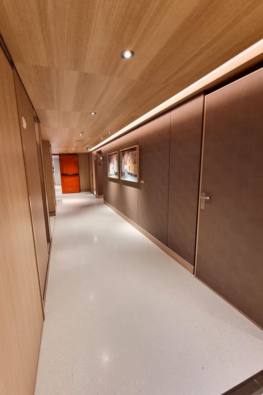 Hull 907 Viking Polaris