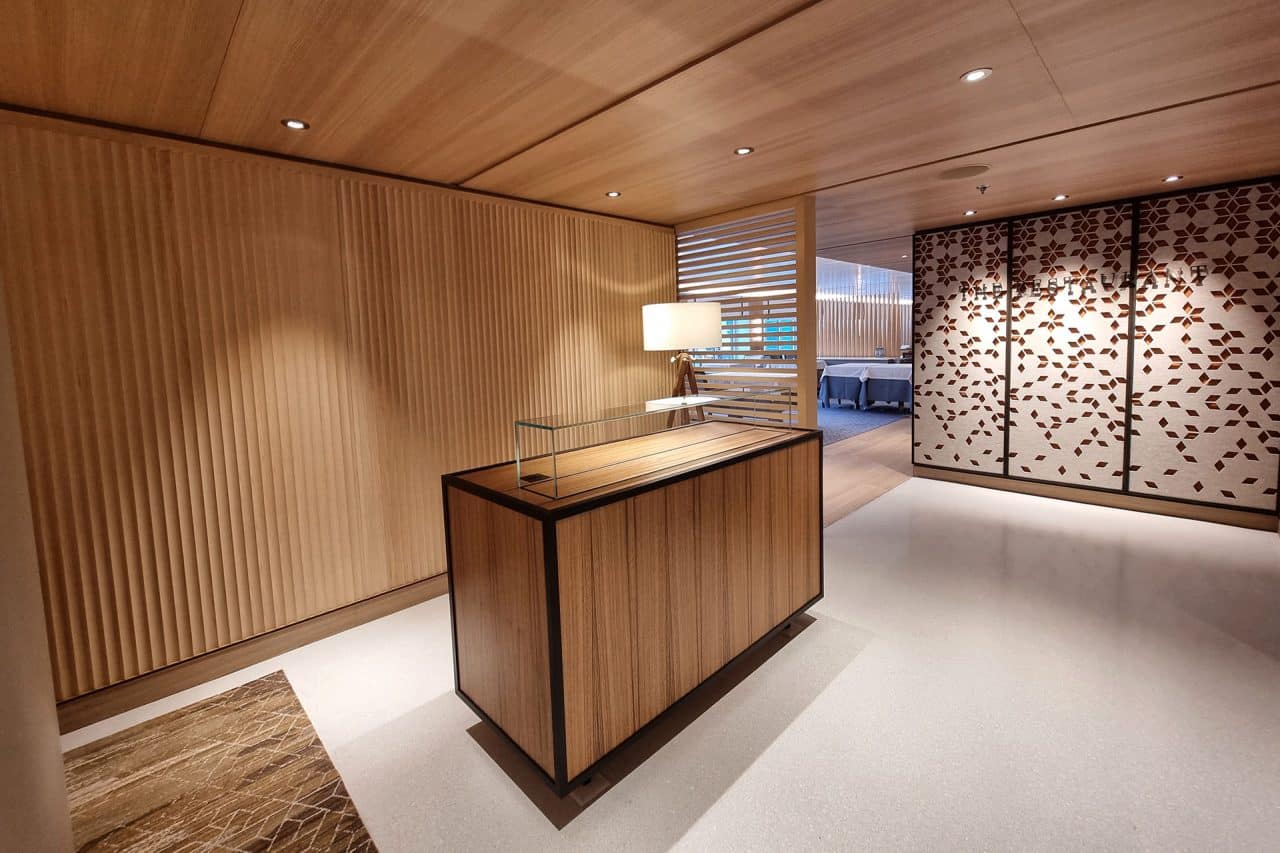 Hull 907 Viking Polaris