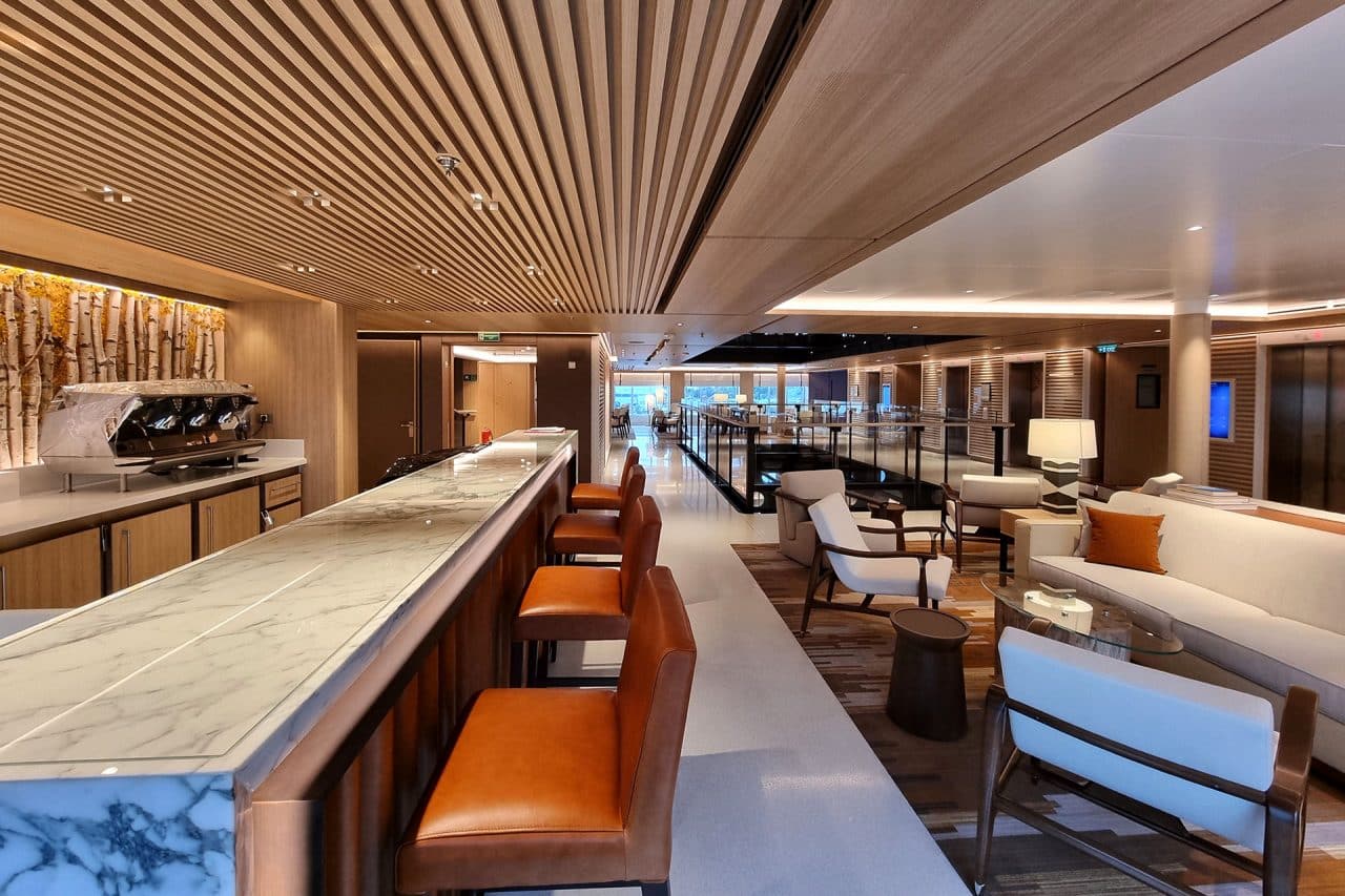 Hull 907 Viking Polaris