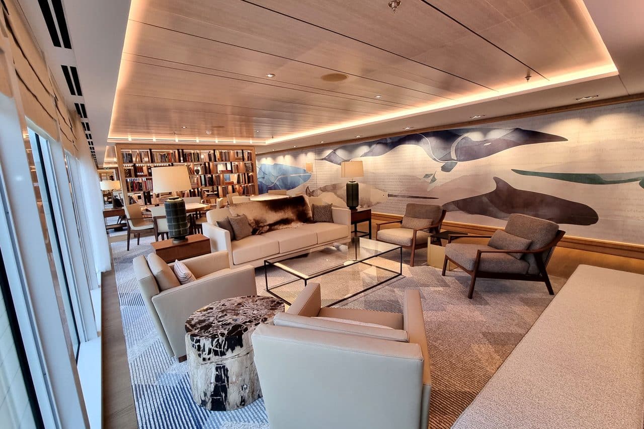 Hull 907 Viking Polaris